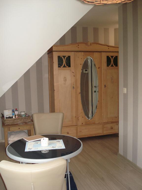 B&B Hoeve 'T Geleed Damme Chambre photo