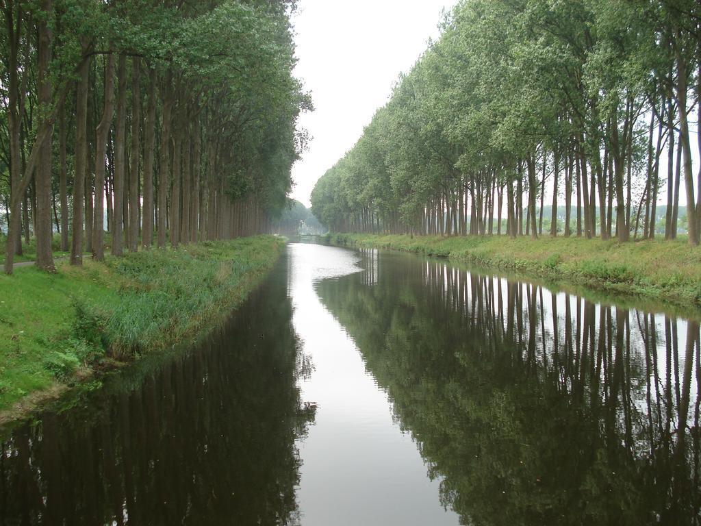 B&B Hoeve 'T Geleed Damme Extérieur photo